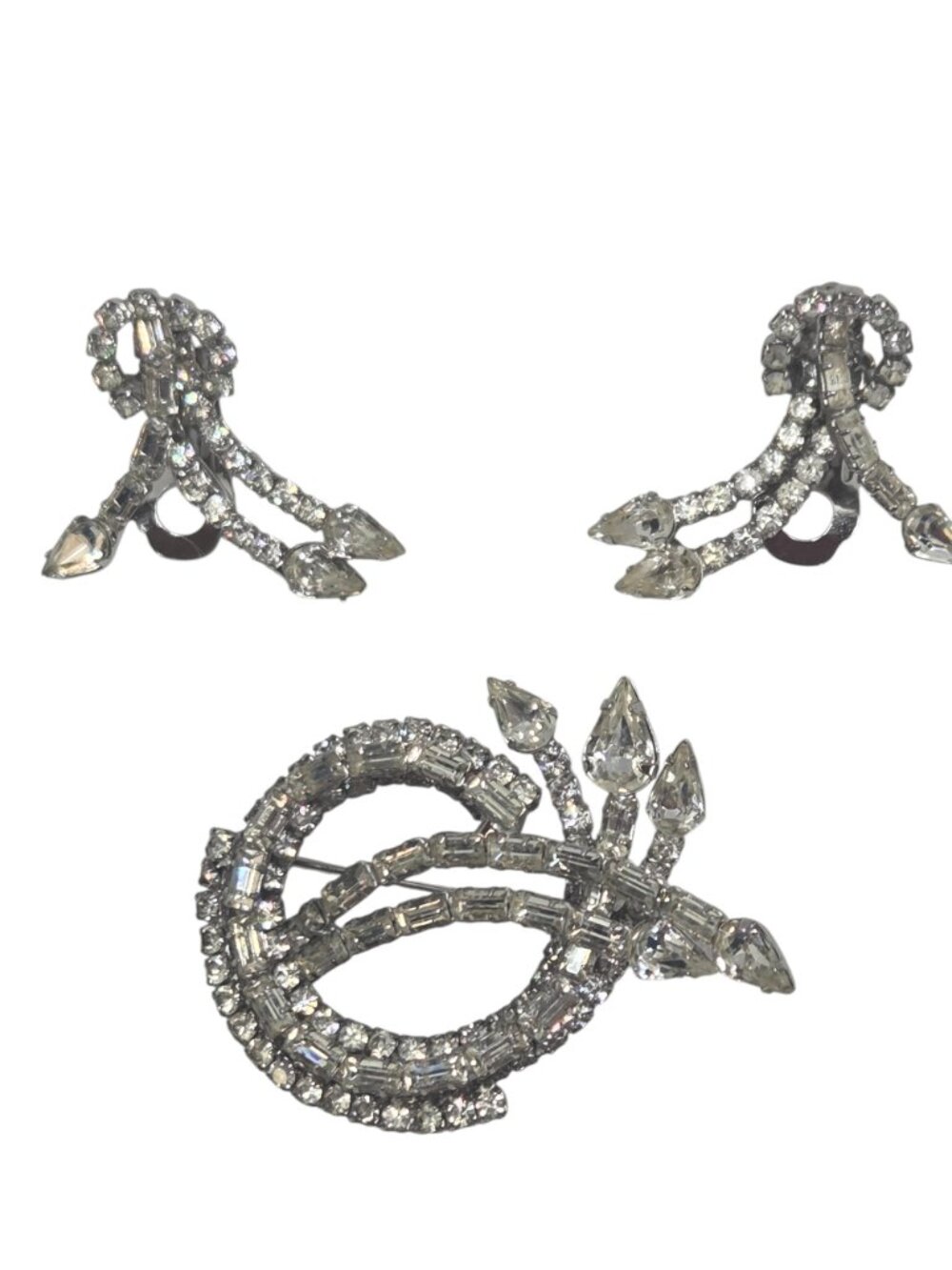 Jey Kel Original Pin Back Brooch and Clip On Earring Set Costume Jewelry